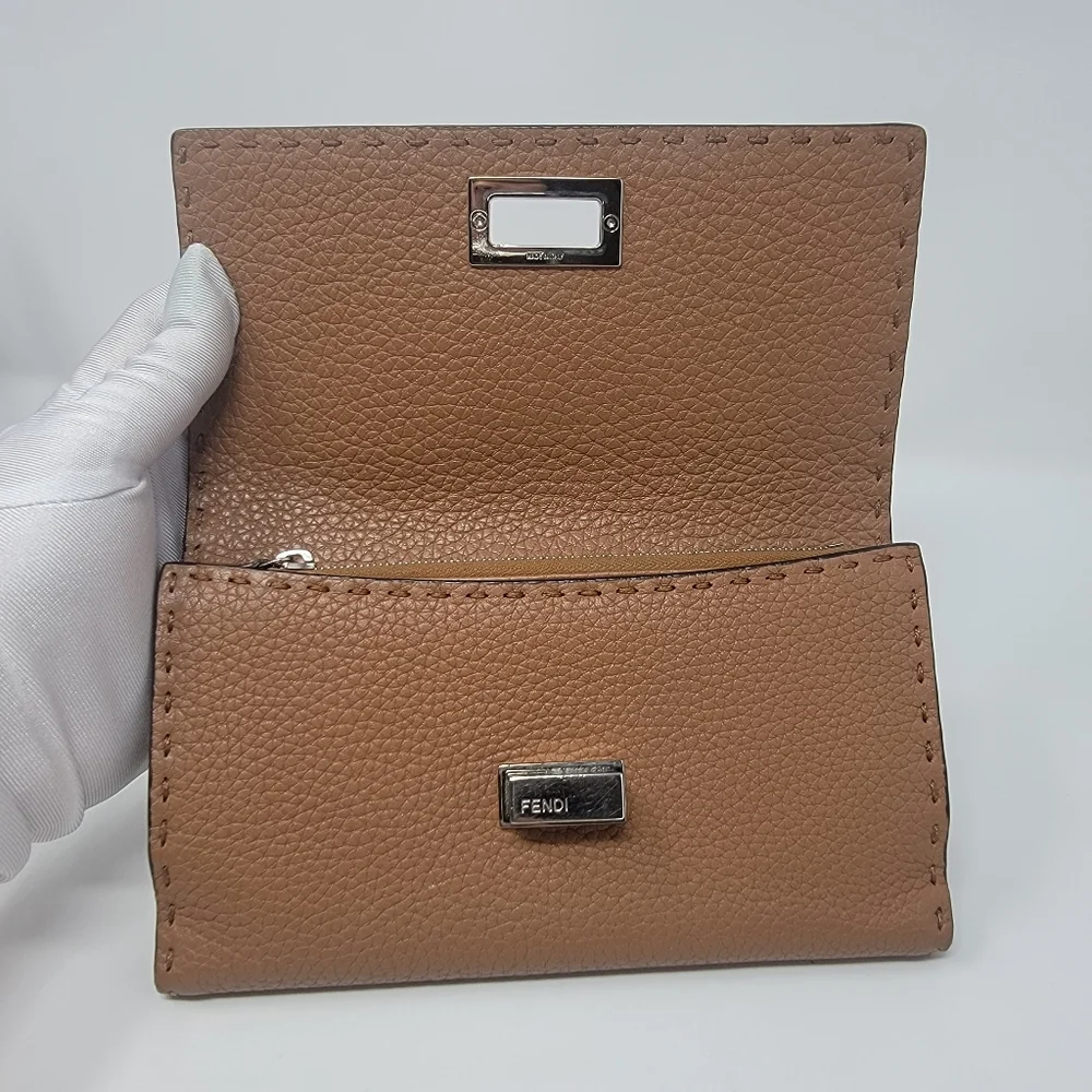 FENDI Peekaboo Selleria Leather Long Wallet - Picture 4 of 10